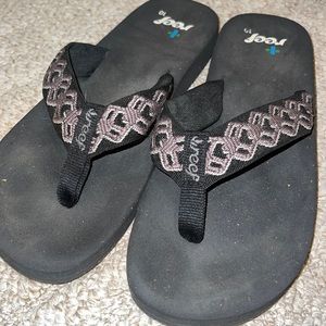 Reef flip flops